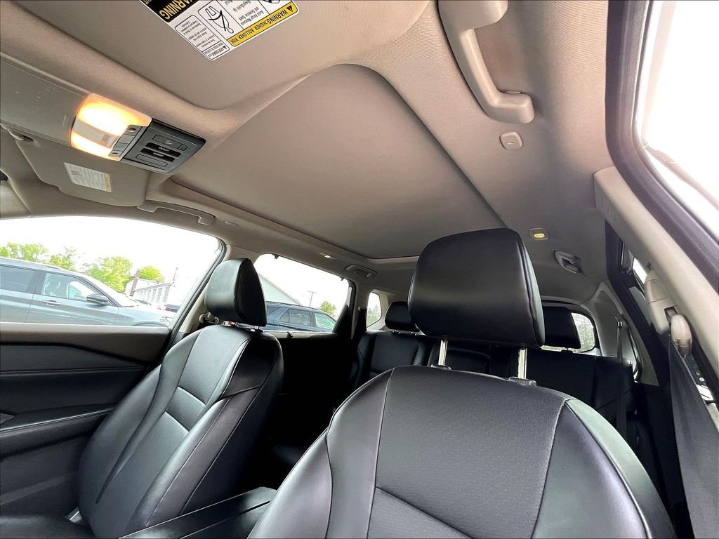 Used 2023 Silver Nissan SV image 7