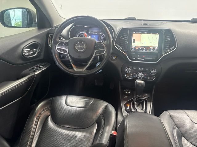 Used 2019 Silver Jeep Limited image 20