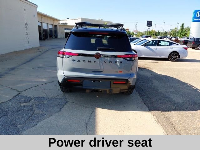 New 2026 Boulder Gray Pearl / Super Black Two-tone Nissan Rock Creek® image 6