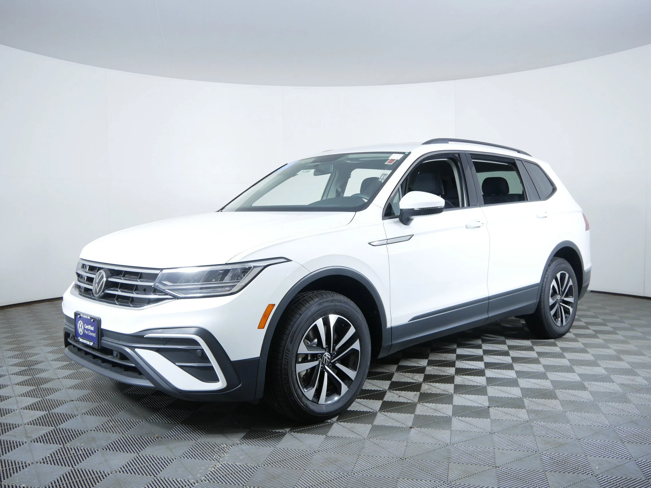 Certified Used 2022 White Volkswagen S image 3