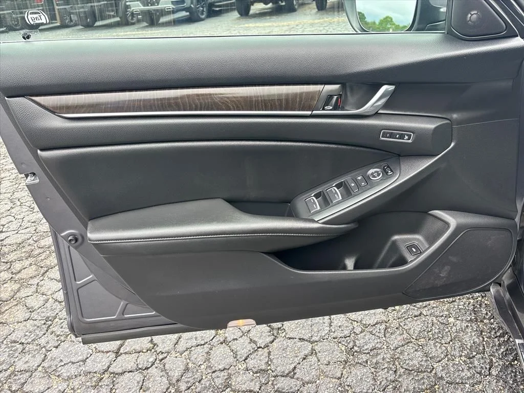 Used 2020 Gray Honda EX-L image 22