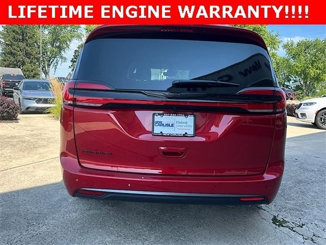 2026 Chrysler Pacifica Select - Photo 6