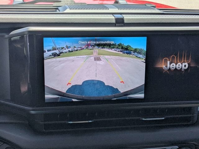 2025 Jeep Wrangler 4-Door Sahara - Photo 29