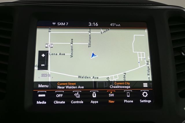Used 2023 Black Jeep Altitude image 25