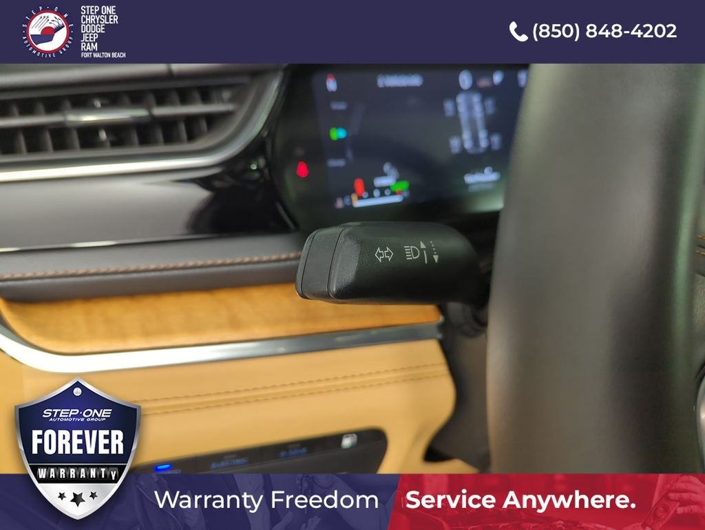 Used 2023 White Jeep Summit Reserve 4xe image 20