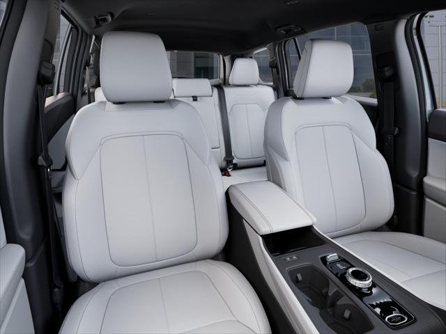 New 2026 Bright White Clear-Coat Exterior Paint Jeep Limited image 42