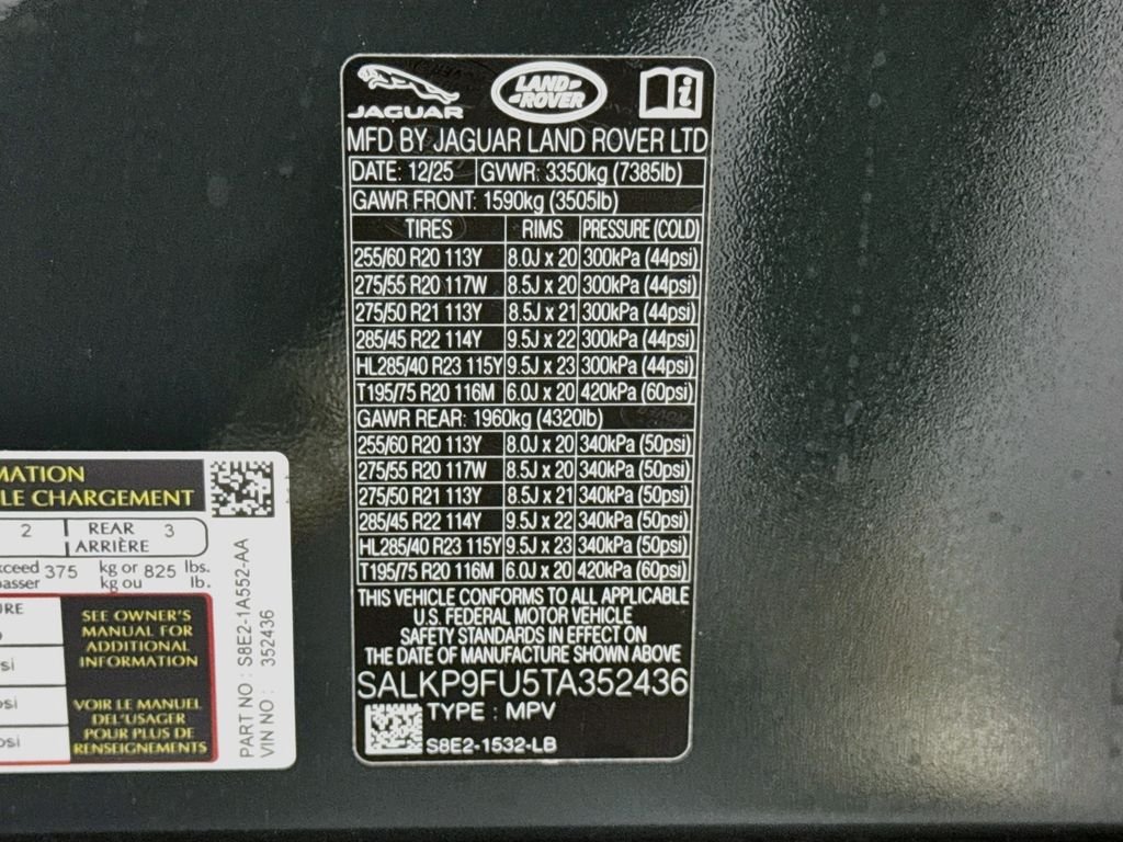 Used 2026 Green Land Rover SE image 33