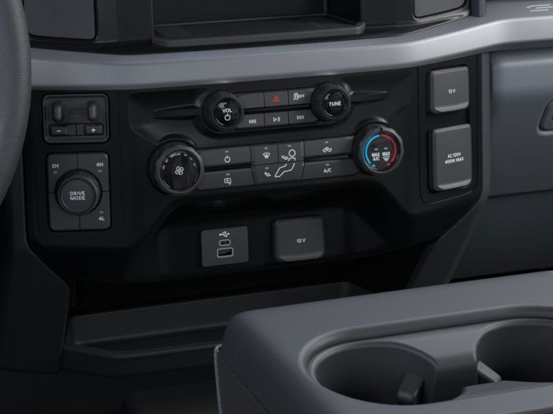 New 2026 Agate Black Metallic Ford F-550® XLT image 15