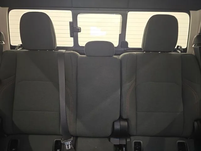 Used 2024 Tuscadero Pearlcoat Jeep Rubicon image 23