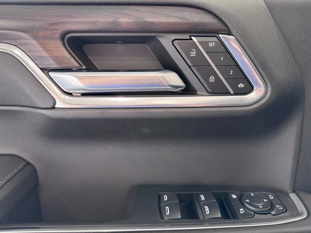 2023 GMC Sierra 1500 SLT - Photo 23