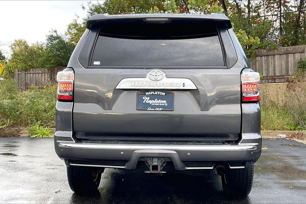 Used 2018 Gray Toyota Limited image 3
