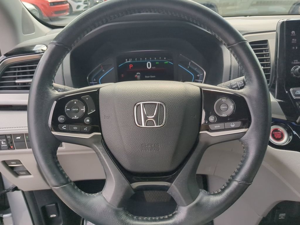 Used 2020 Silver Honda Elite image 33