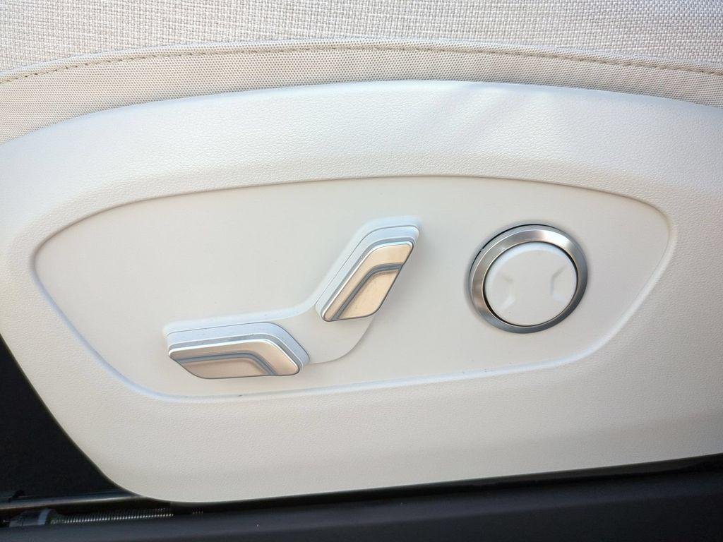 2026 Hyundai IONIQ 9 SE - Photo 19