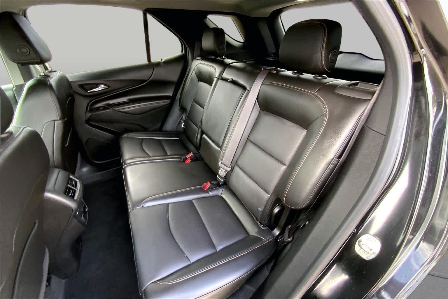 Used 2018 Mosaic Black Metallic Chevrolet Premier image 21