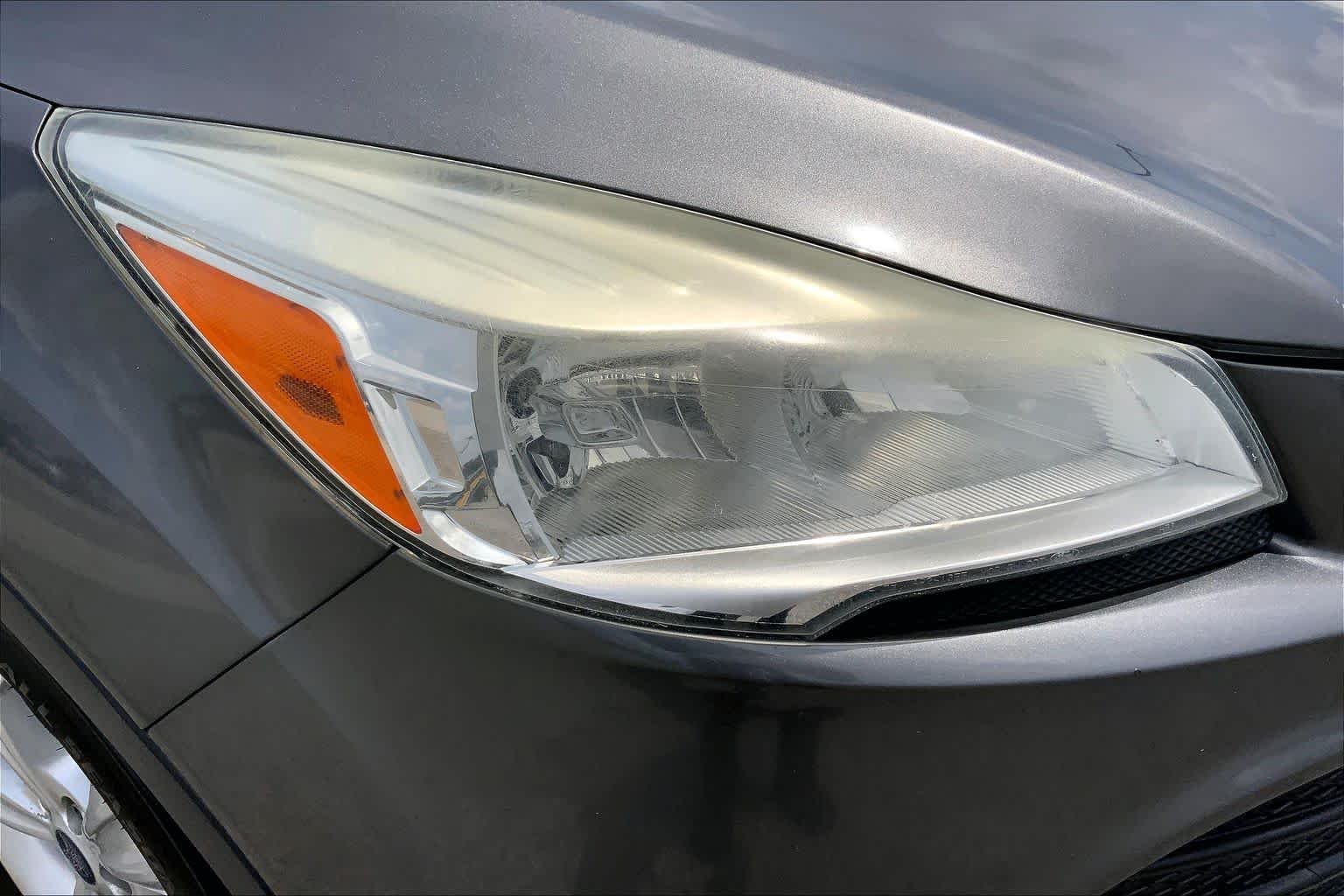 Used 2014 Sterling Gray Metallic Ford SE image 27