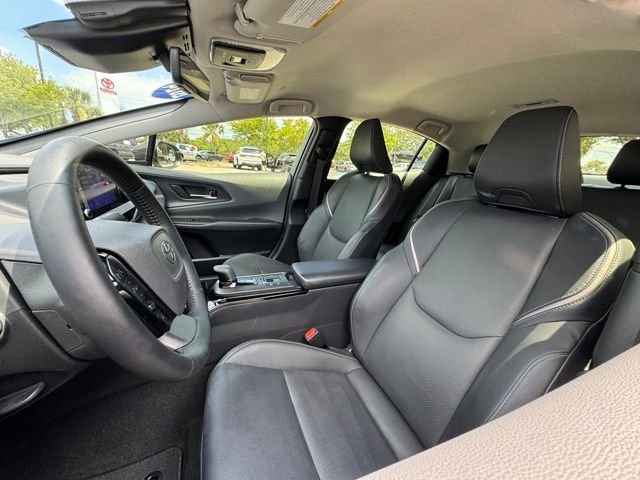 Used 2024  Toyota XLE image 18