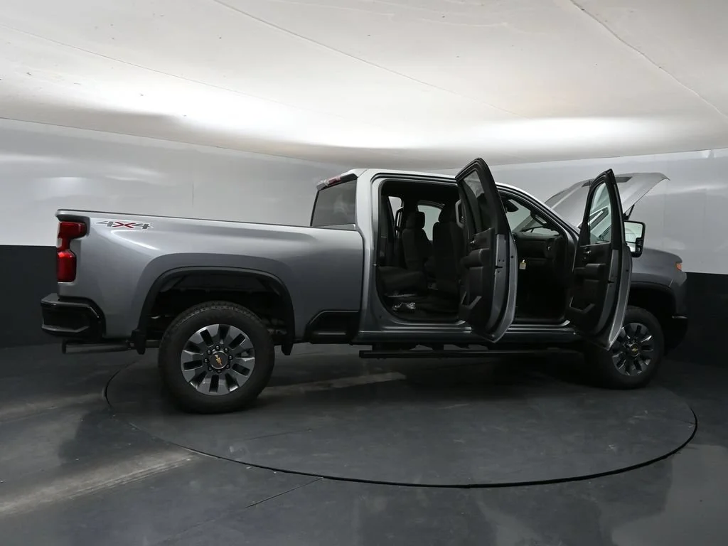 New 2026 Sterling Gray Metallic Chevrolet Custom image 36