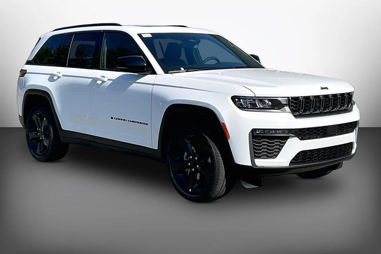 New 2026 Bright White Clearcoat Jeep Limited image 1