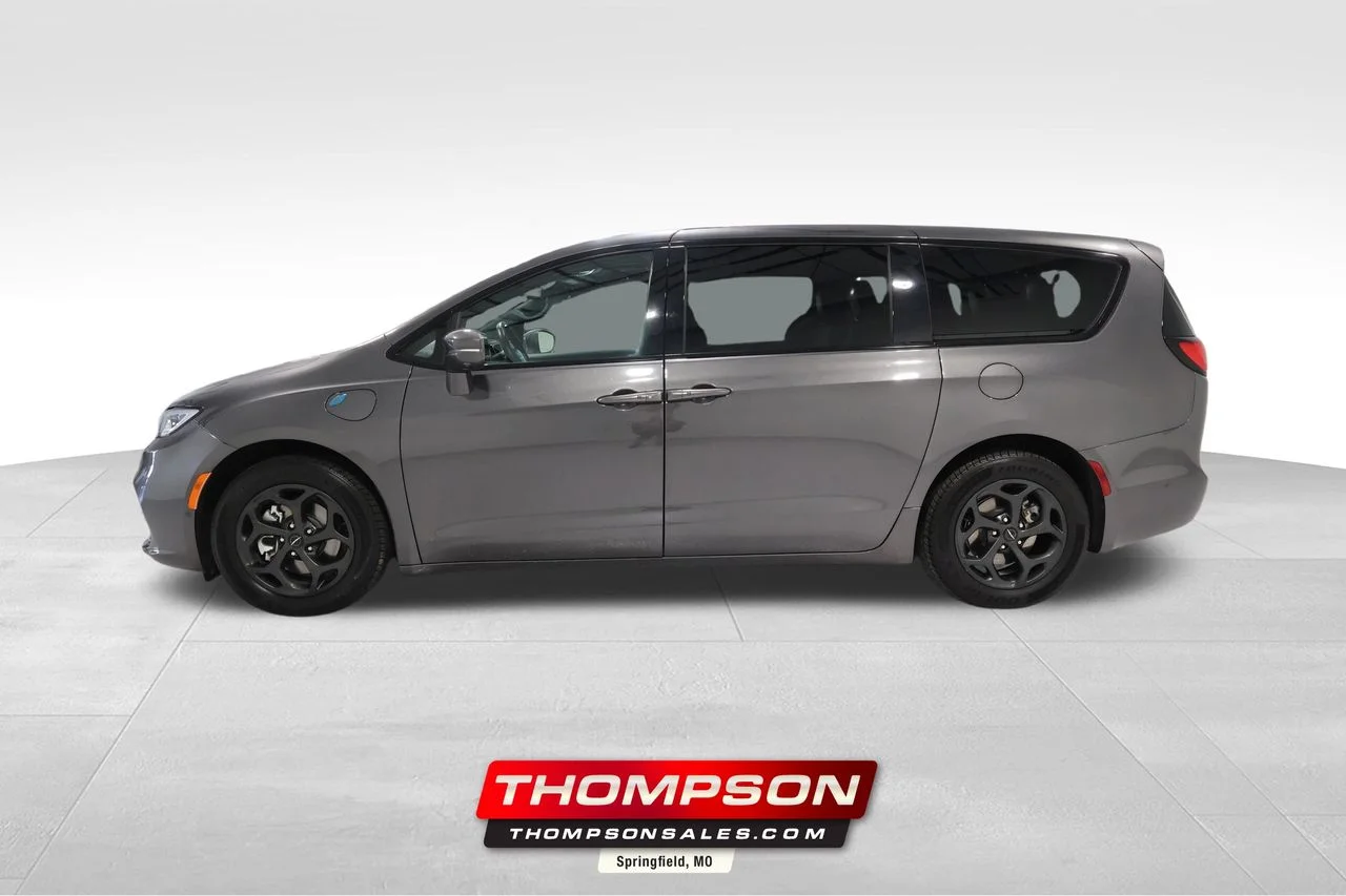 2022 Chrysler Pacifica Hybrid