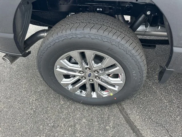 New 2026 Carbonized Gray Metallic Ford Lariat® image 17