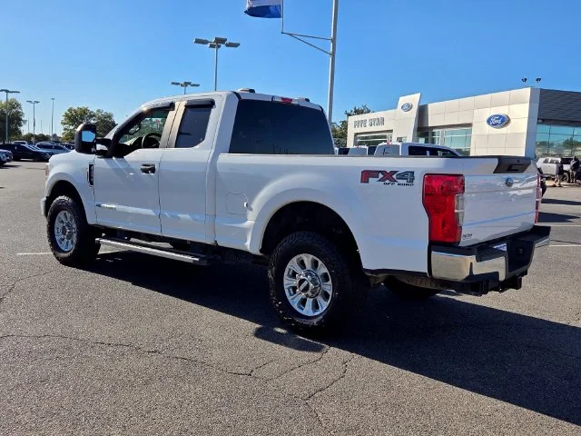 Used 2021 White Ford XL image 5