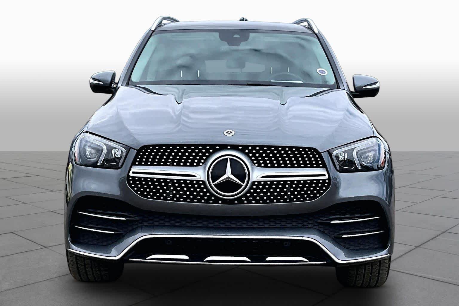 Used 2023 Selenite Grey Metallic Mercedes-Benz GLE 450 image 3