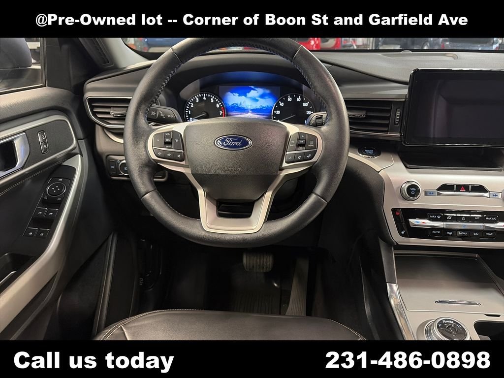 Used 2022 Green Ford XLT image 17