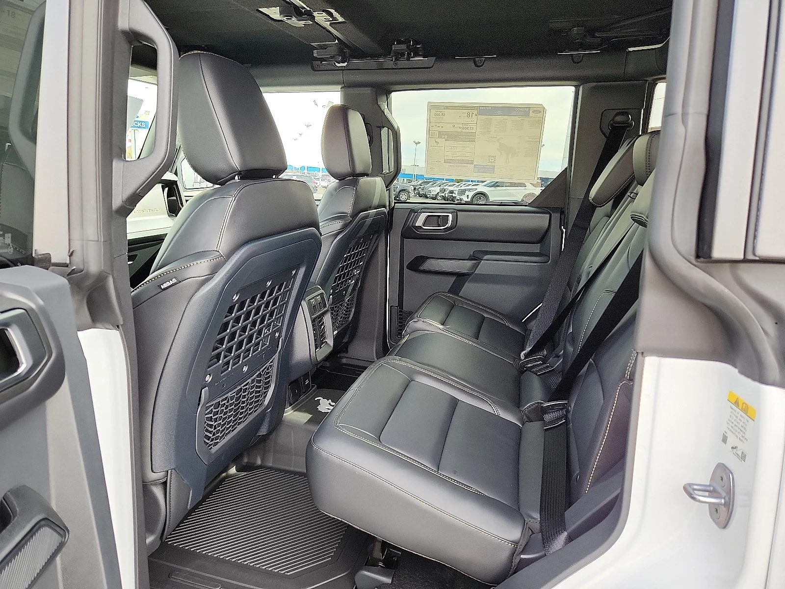 New 2025 Oxford White Ford Badlands&reg; image 9