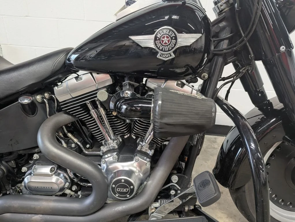 Used 2015 VIVID BLACK Harley-Davidson® FLSTFB - Fat Boy Lo image 6
