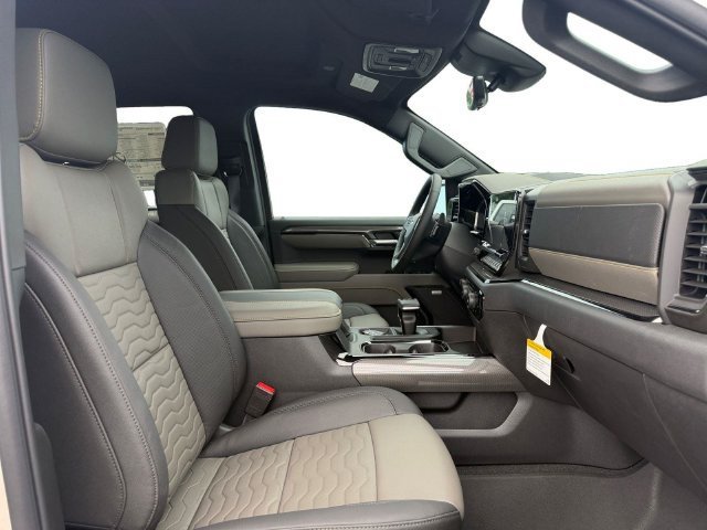 2026 Chevrolet Silverado 1500 ZR2 - Photo 16