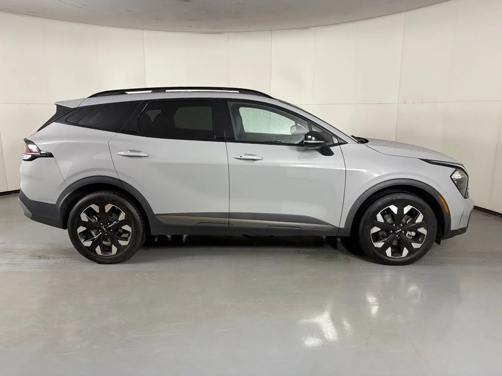 Used 2023 Gray Kia X-Line image 9