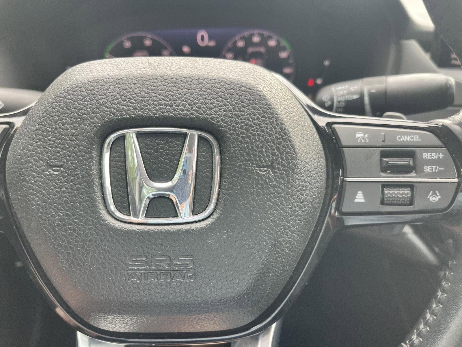Used 2024 Urban Gray Pearl Honda Touring image 51
