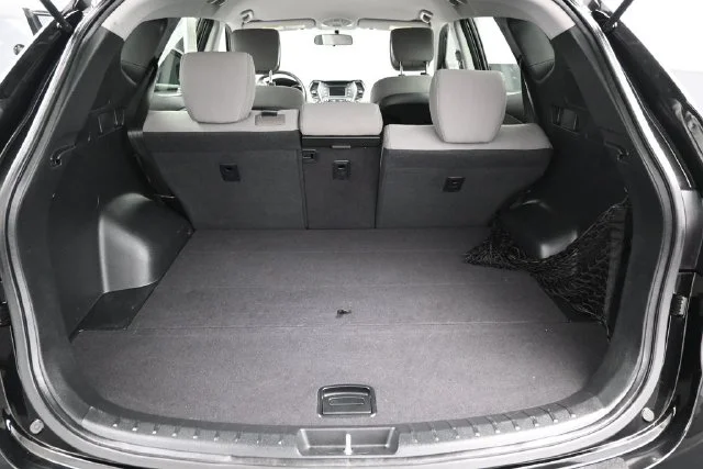 Used 2018 Black Hyundai 2.4 Base image 12