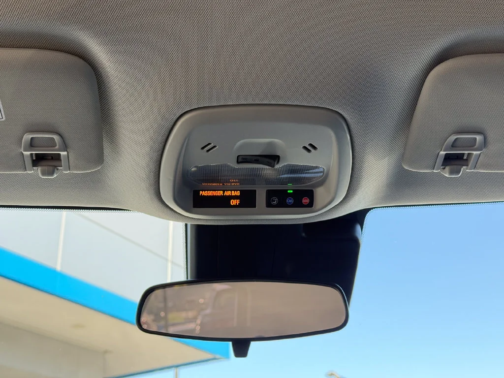 Used 2026 Summit White Chevrolet LT image 23