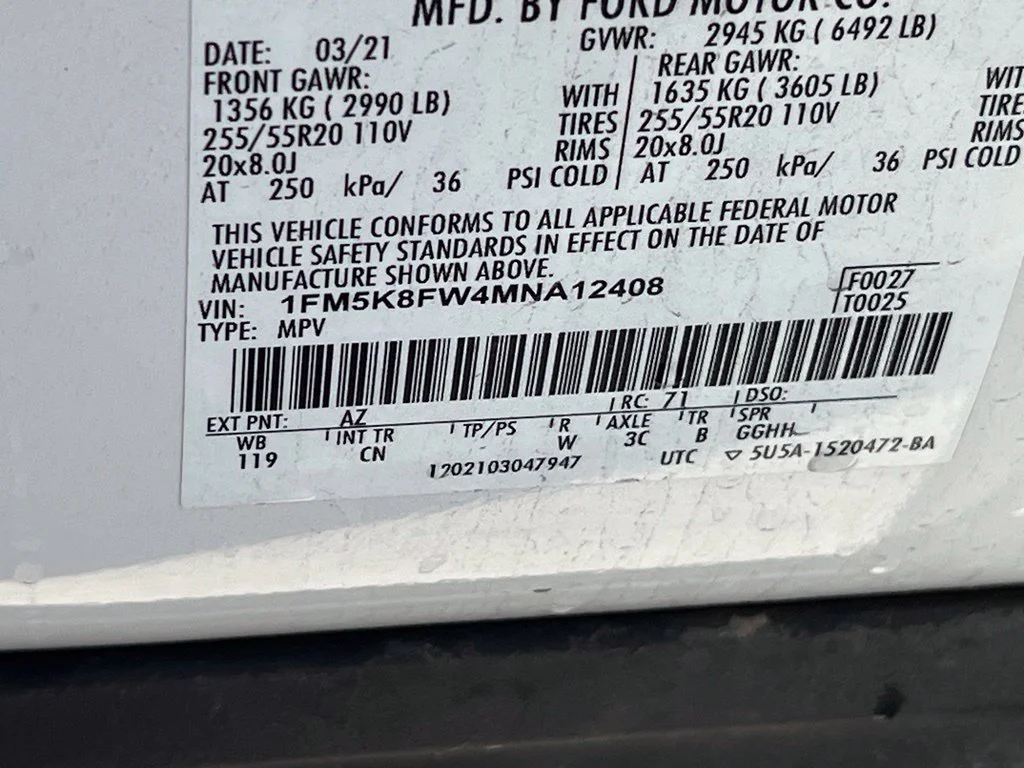 Used 2021 White Ford Limited image 24