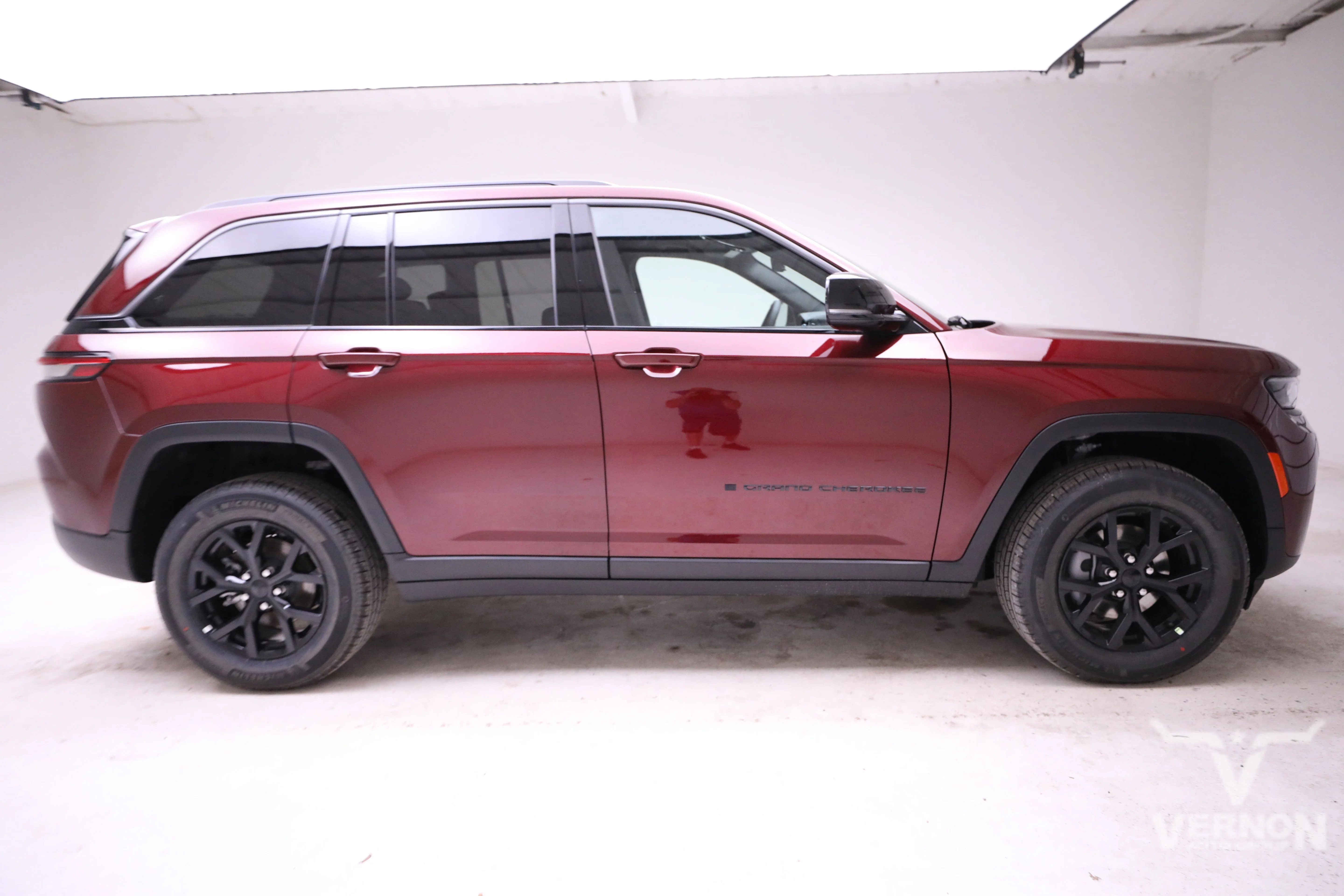 New 2026 Jeep Grand Cherokee Laredo Altitude 4x4