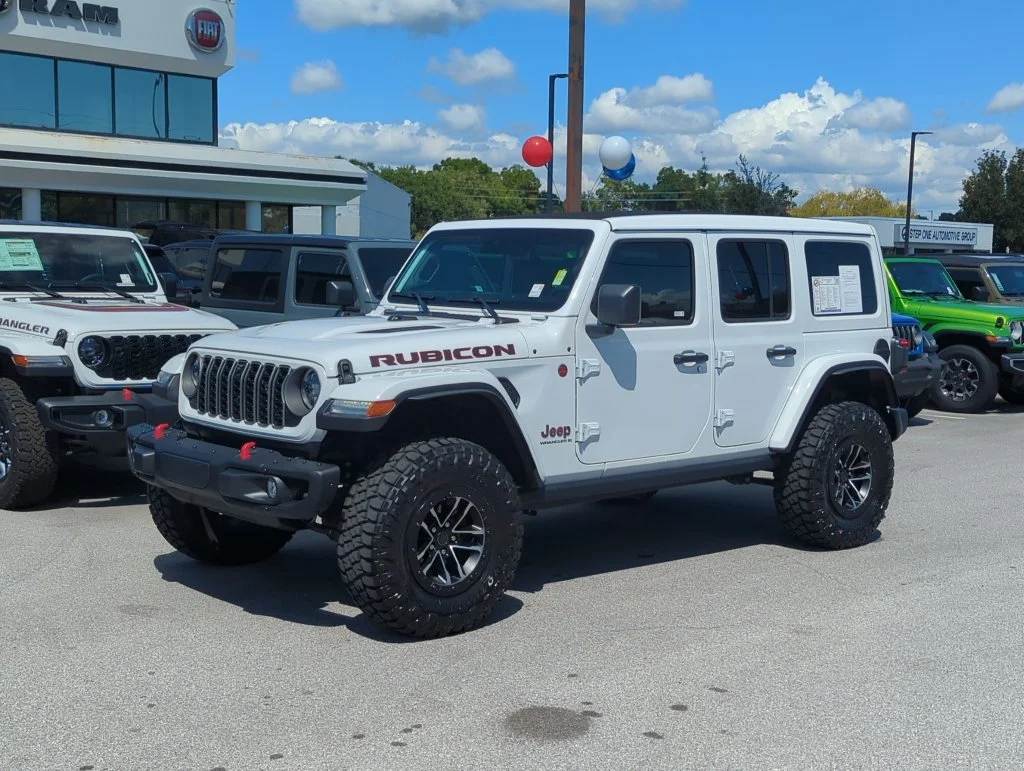 Used 2025 White Jeep Rubicon X image 1