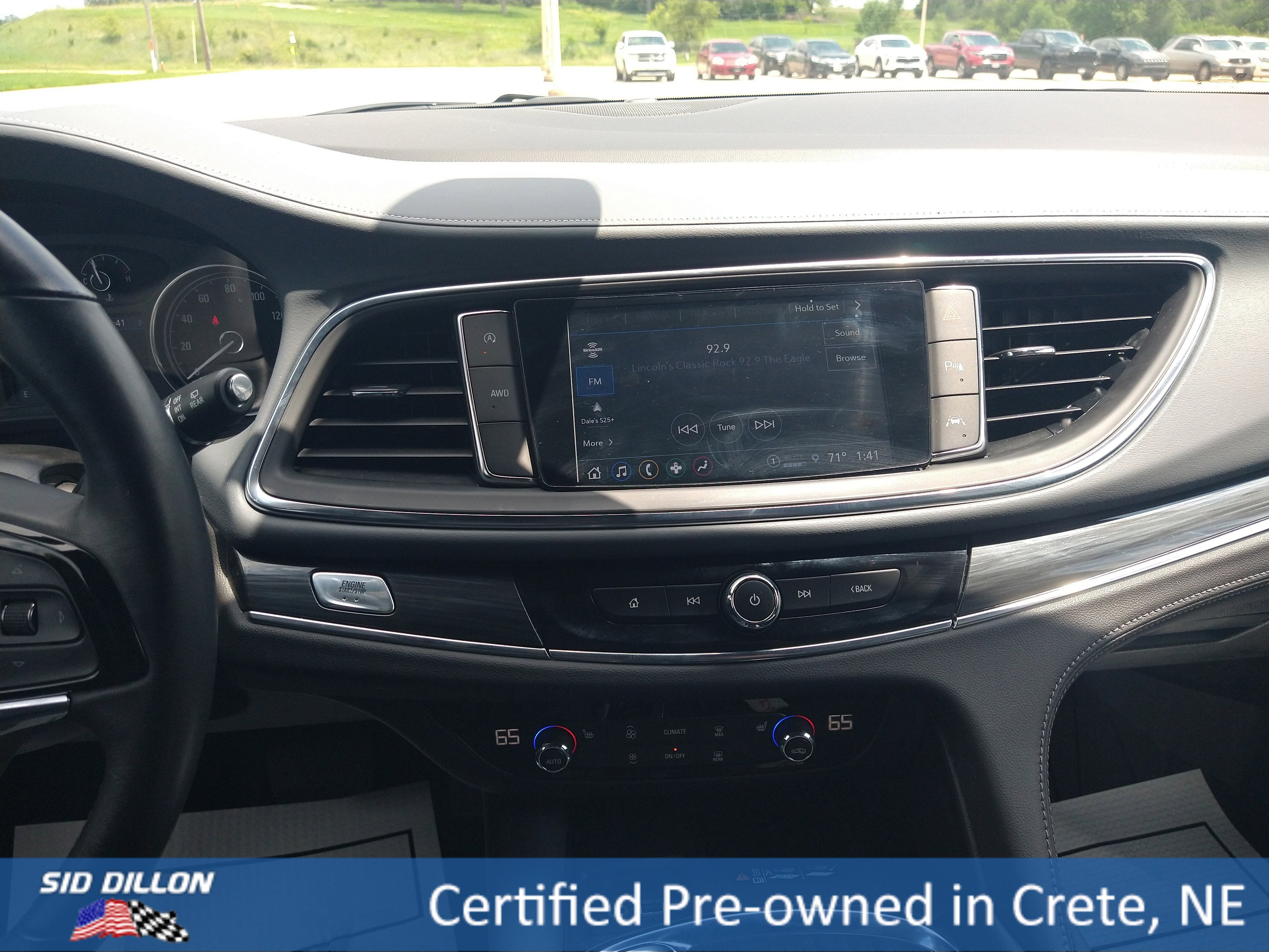 Used 2024 Summit White Buick Essence image 7