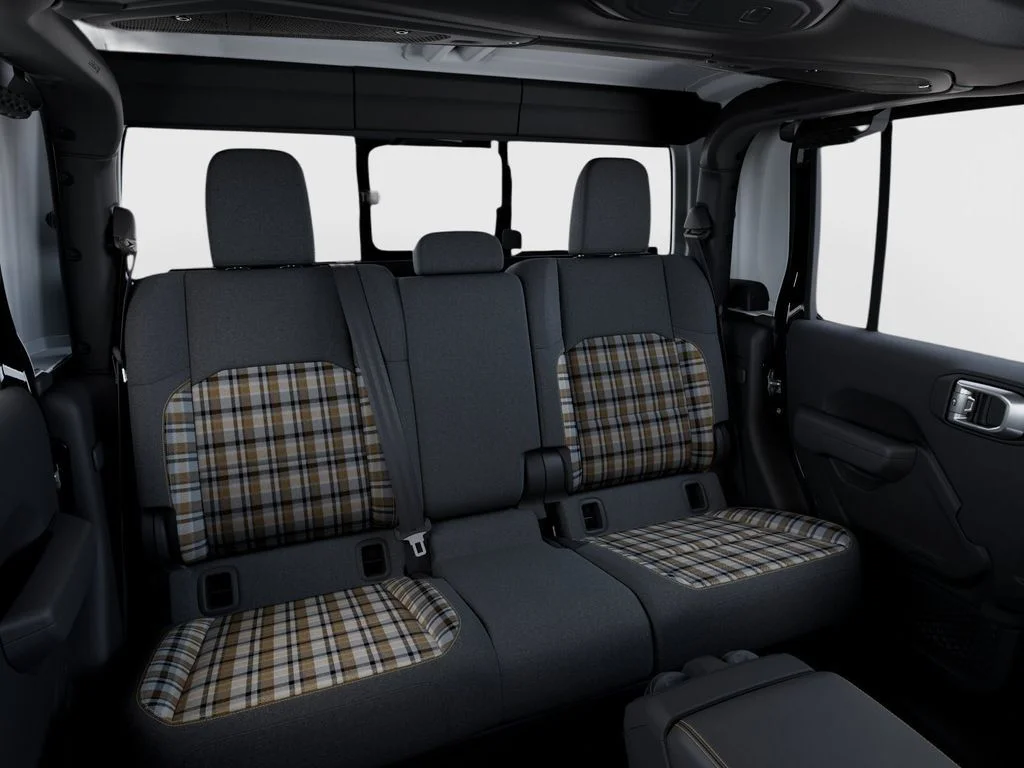New 2026 Black Clear-Coat Exterior Paint Jeep 85th Anniversary Edition image 17