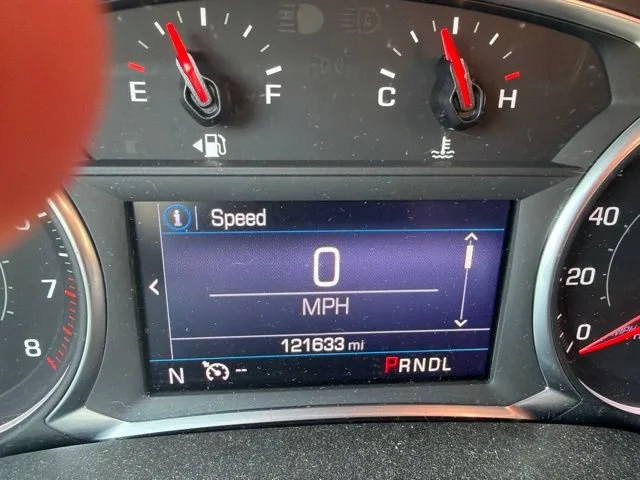 Used 2019 SILVER ICE METALLIC Chevrolet LT w/1LT image 5