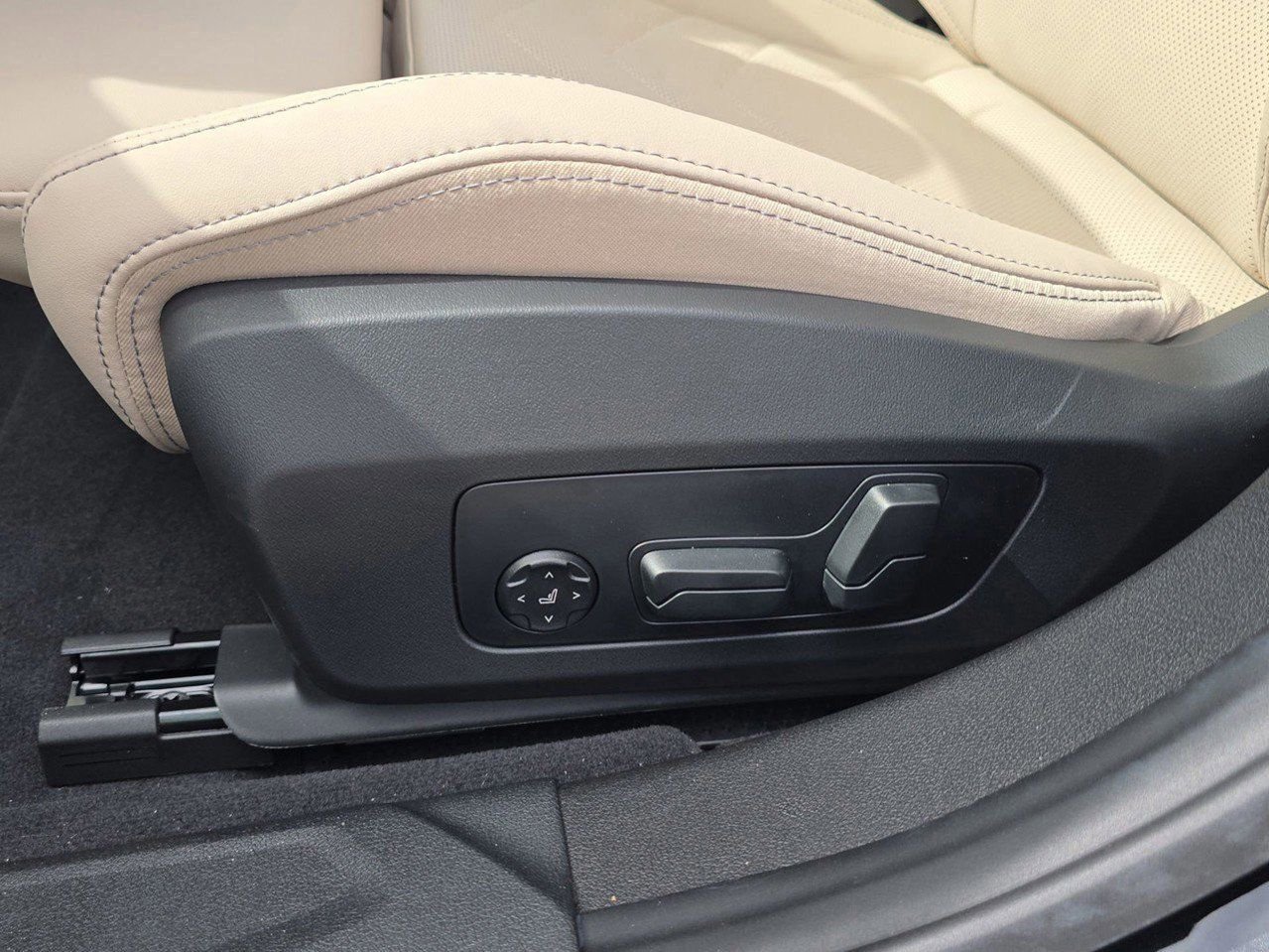 2026 BMW 2 Series 228 - Photo 22