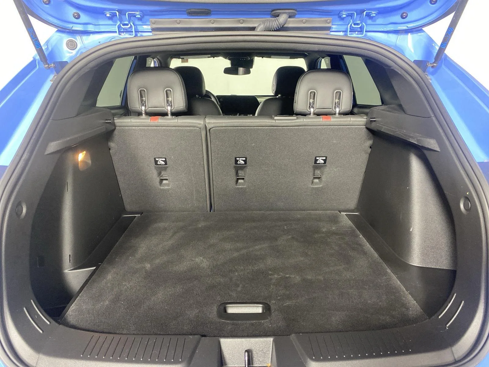 Used 2024 Fountain Blue Chevrolet 2RS image 23