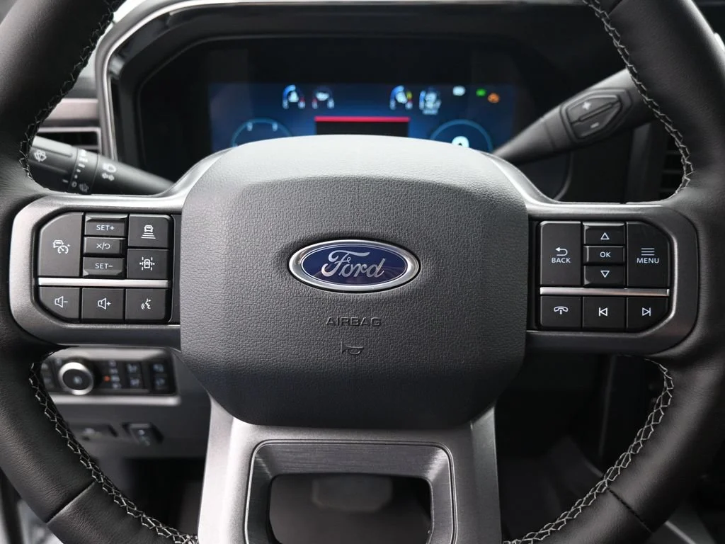 New 2026 Oxford White Ford Lariat image 11