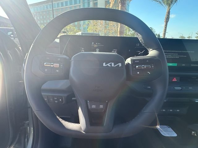 New 2027 Iceberg Green Kia X-Line S image 11