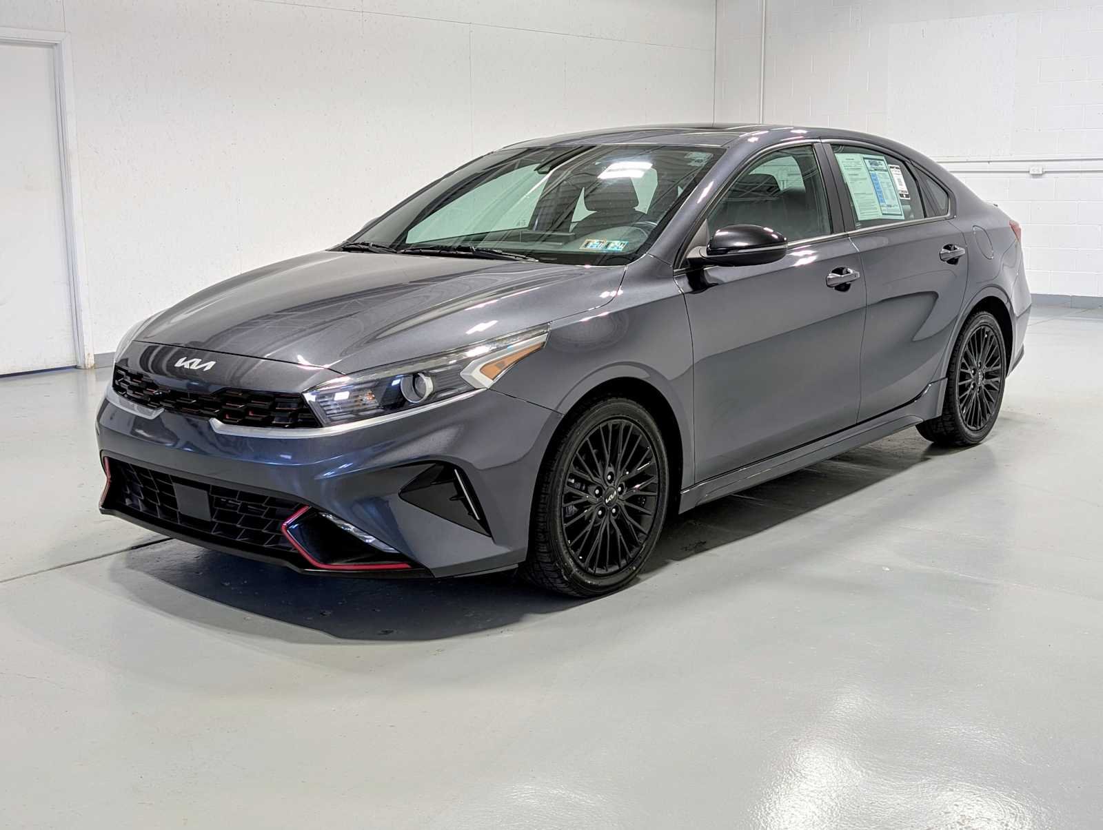 2022 Kia FORTE GT-Line