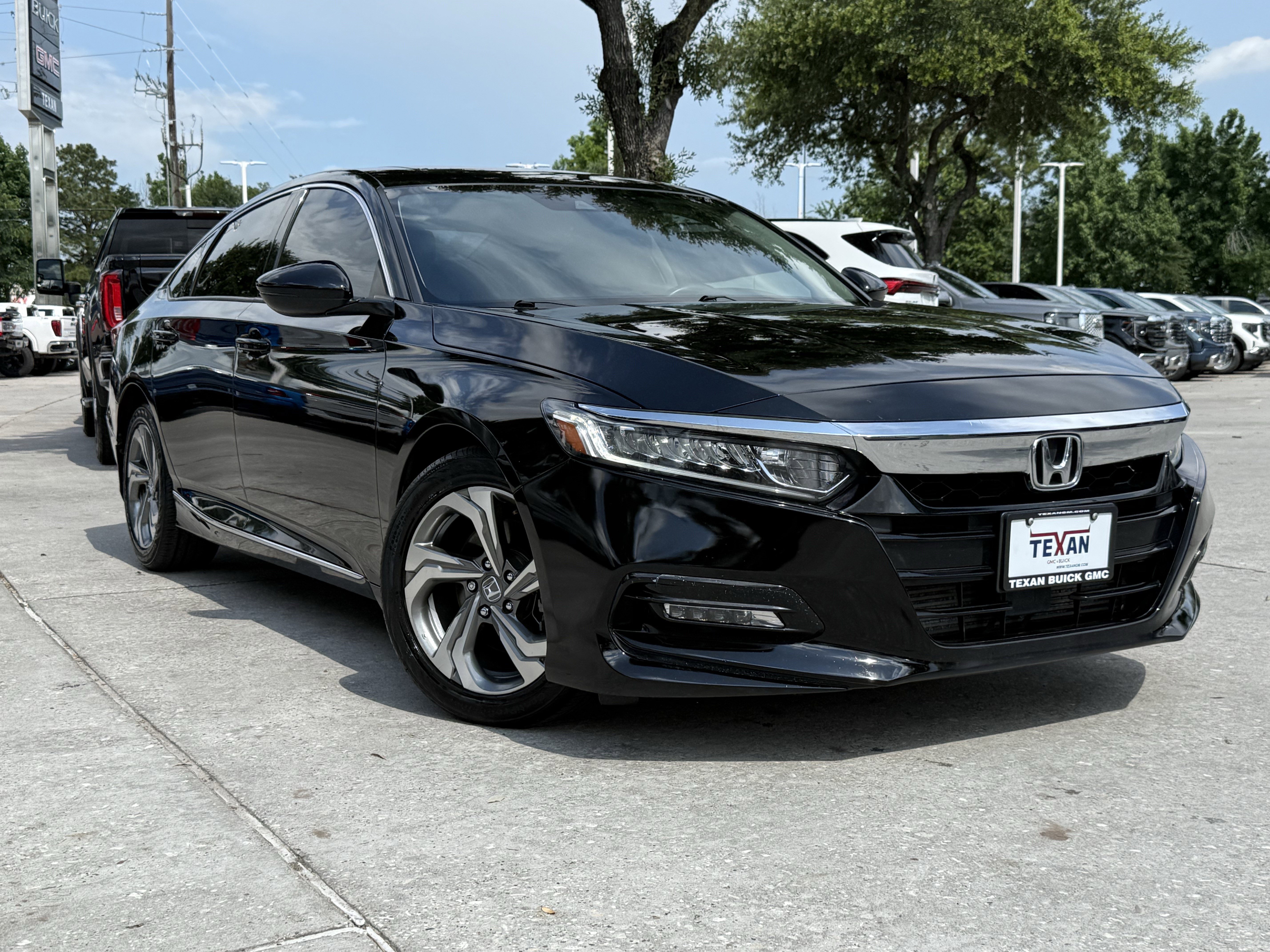 1HGCV2F51JA017884