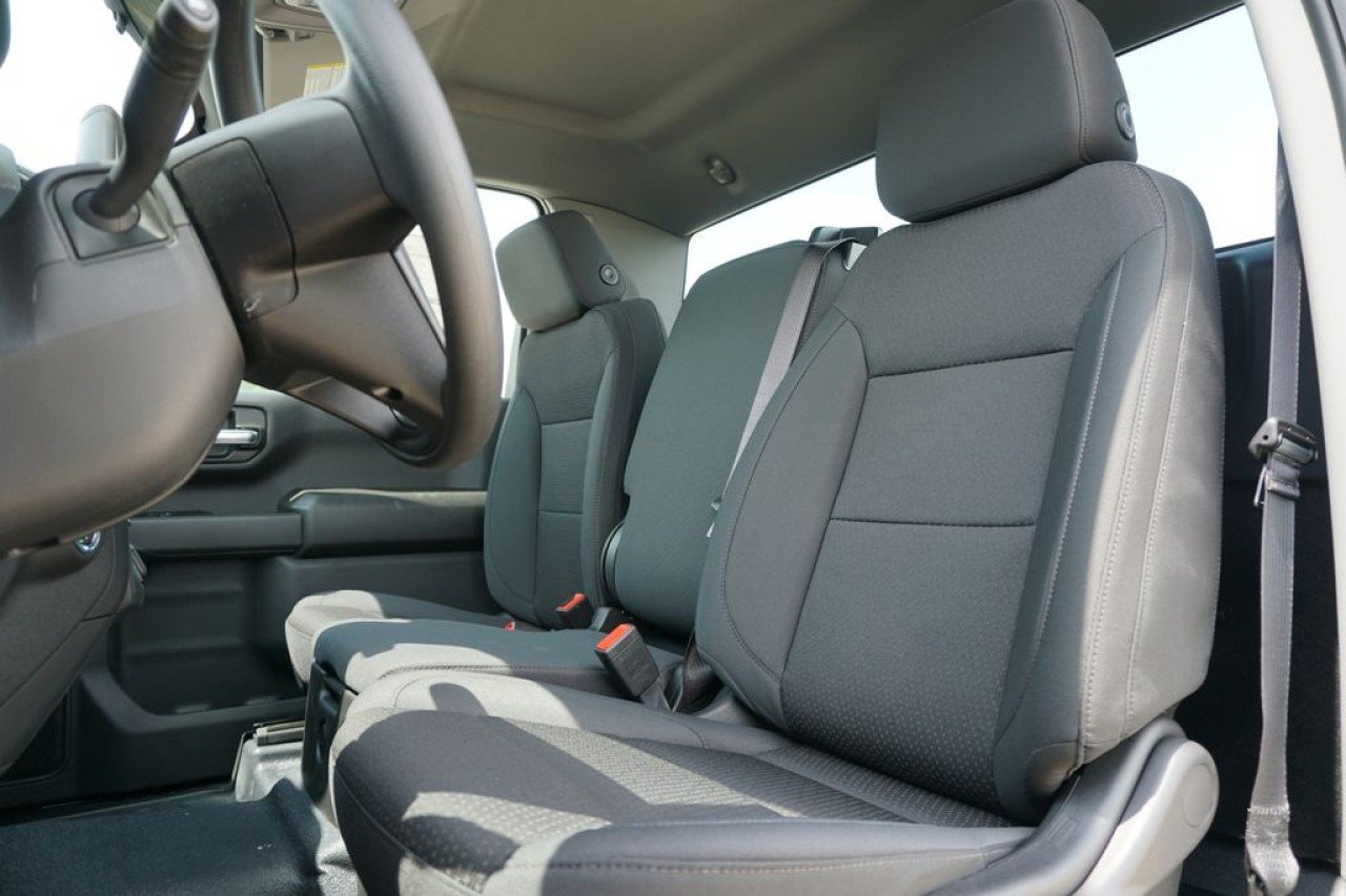 New 2026 Onyx Black GMC Pro image 16