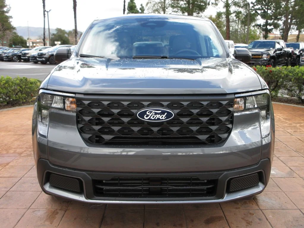 New 2026 Carbonized Gray Metallic Ford XLT image 8