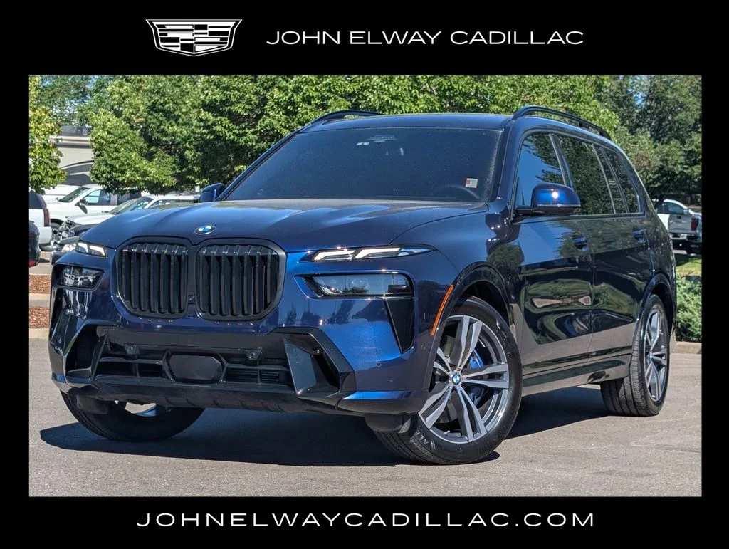 Used 2025 Blue BMW xDrive40i image 1