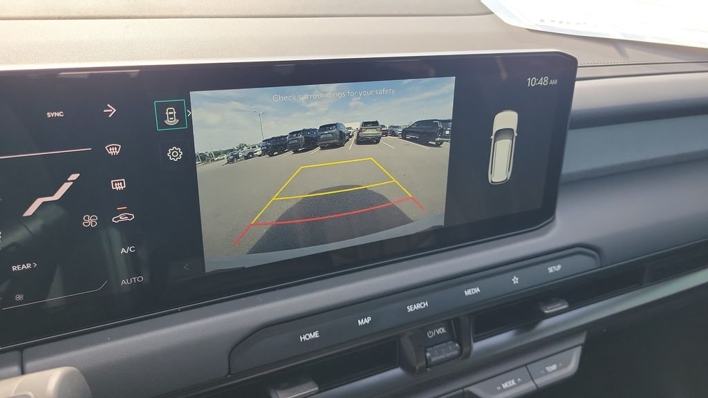 New 2027 Glacial White Pearl Kia X-Line EX image 18